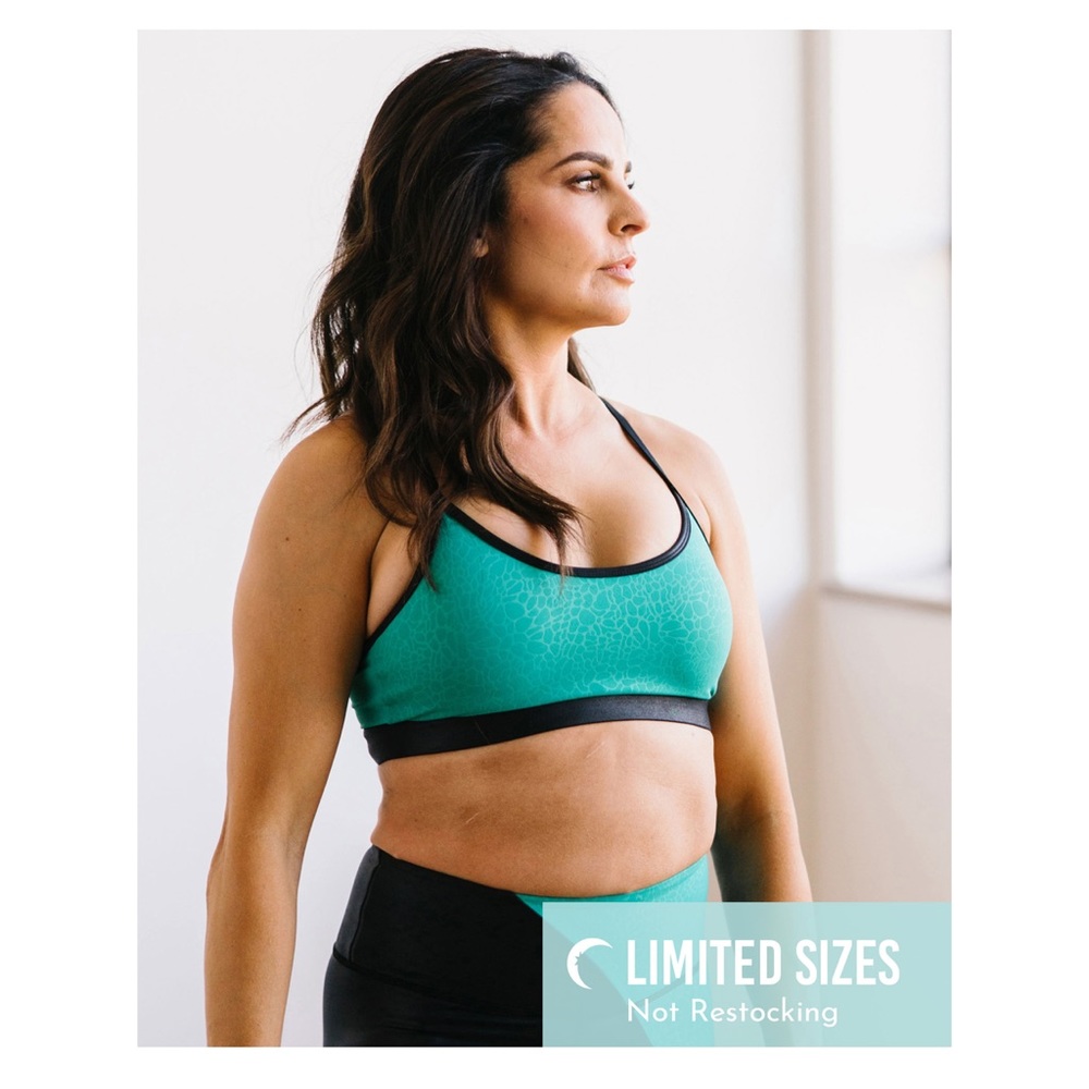 Zyia Jade river stone Light n tight adjustable bra